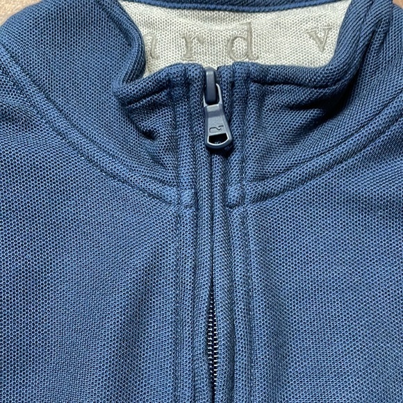 Vineyard vines - Picture 9 of 9